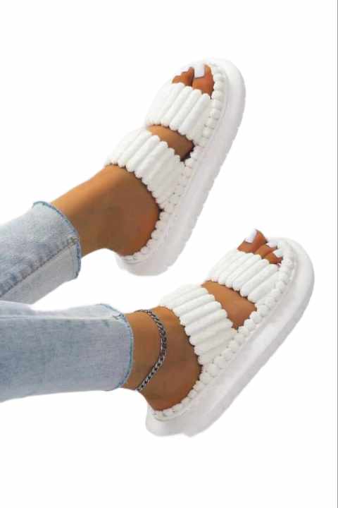 SOFT FLUFFY MATERNITY SLIPPERS (White)