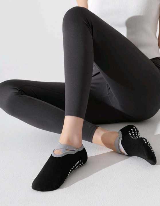 YOGA ANTI-SLIP SOCKS (Black)